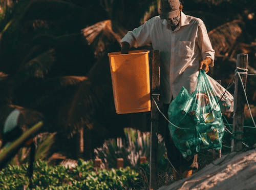 Mistakes to Avoid When Hiring Junk Removal Services